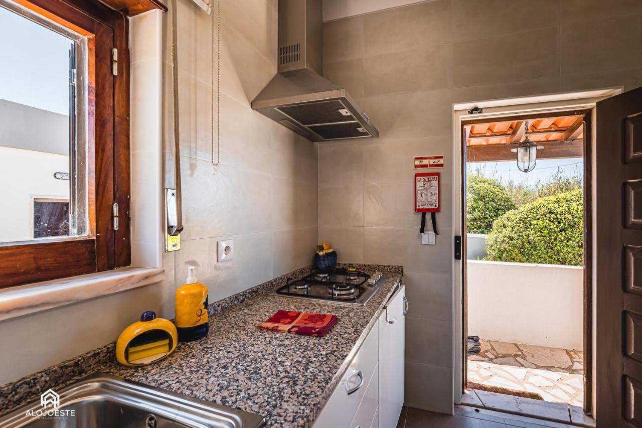 Casa A Beira Mar - Countryhouse With Ocean View Sao Pedro da Cadeira Екстер'єр фото